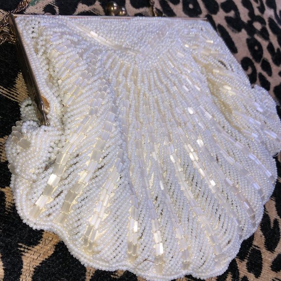 Walborg DECO Hong Kong SUMMER vintage beaded shell bag Coachella festiva… - Picture 1 of 7
